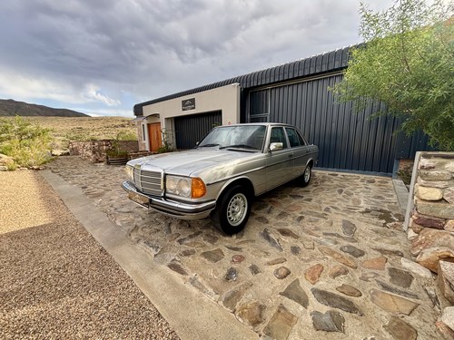 1985 Mercedes-Benz 240D W123 For Sale (picture 19 of 146)