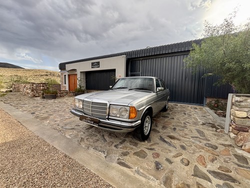 1985 Mercedes-Benz 240D W123 For Sale (picture 24 of 146)