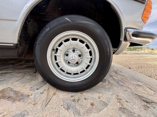 1985 Mercedes-Benz 240D W123 For Sale (picture 30 of 146)