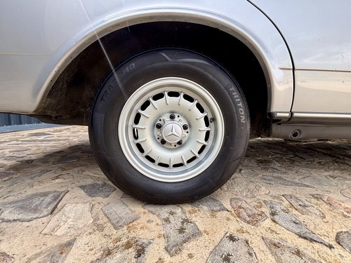 1985 Mercedes-Benz 240D W123 For Sale (picture 31 of 146)