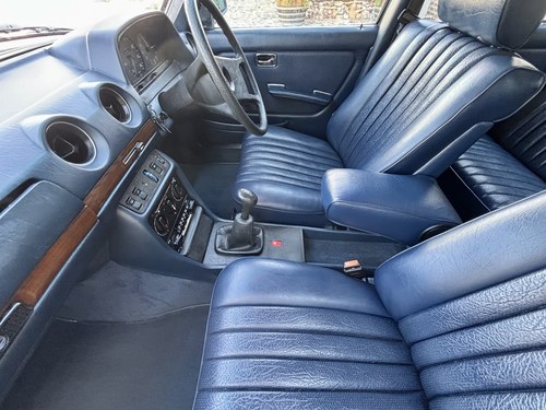1985 Mercedes-Benz 240D W123 For Sale (picture 45 of 146)