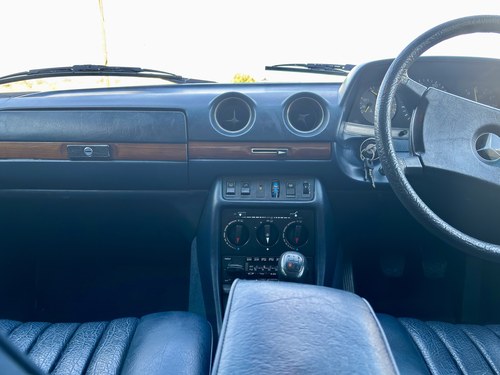 1985 Mercedes-Benz 240D W123 For Sale (picture 56 of 146)