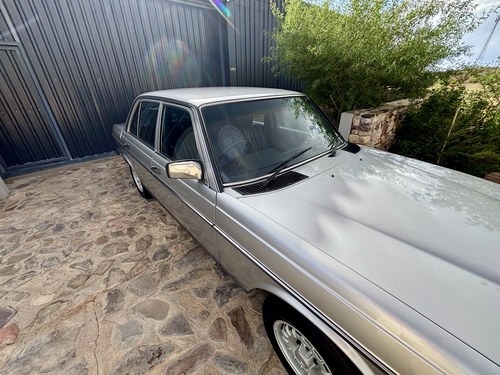 1985 Mercedes-Benz 240D W123 For Sale (picture 85 of 146)