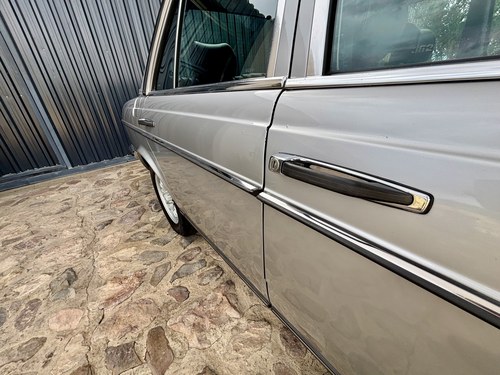 1985 Mercedes-Benz 240D W123 For Sale (picture 88 of 146)