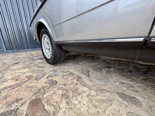 1985 Mercedes-Benz 240D W123 For Sale (picture 97 of 146)