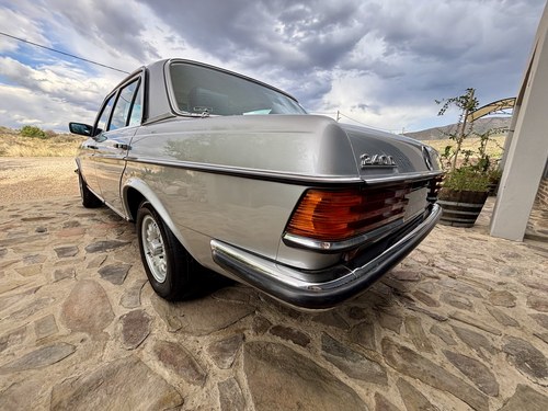 1985 Mercedes-Benz 240D W123 For Sale (picture 105 of 146)