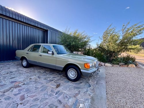 1983 Mercedes-Benz 380SE W126 For Sale (picture 3 of 148)
