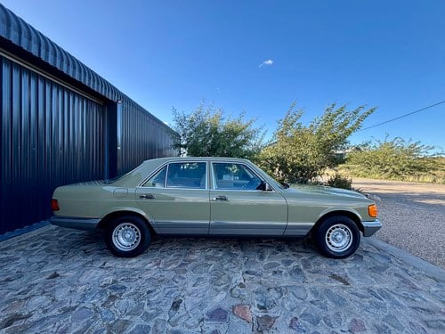 1983 Mercedes-Benz 380SE W126 For Sale (picture 8 of 148)