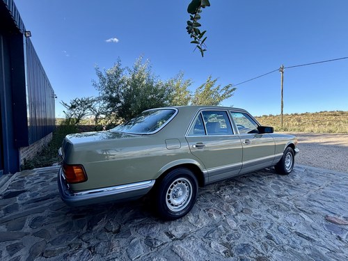 1983 Mercedes-Benz 380SE W126 For Sale (picture 10 of 148)