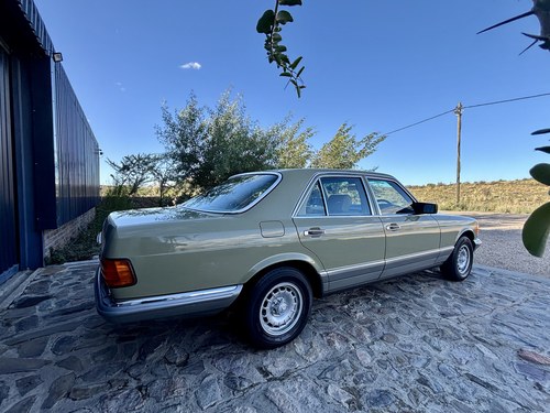 1983 Mercedes-Benz 380SE W126 For Sale (picture 12 of 148)