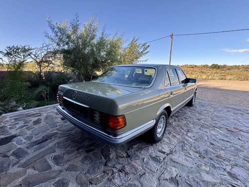 1983 Mercedes-Benz 380SE W126 For Sale (picture 13 of 148)