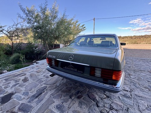 1983 Mercedes-Benz 380SE W126 For Sale (picture 15 of 148)