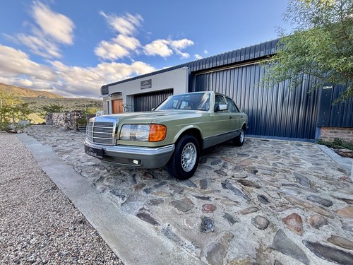 1983 Mercedes-Benz 380SE W126 For Sale (picture 24 of 148)