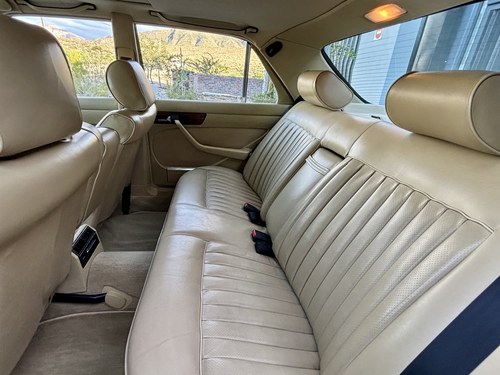 1983 Mercedes-Benz 380SE W126 For Sale (picture 39 of 148)