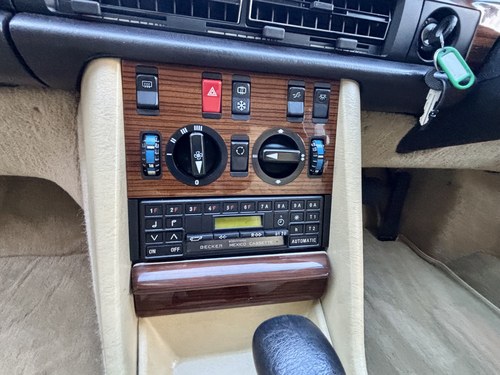 1983 Mercedes-Benz 380SE W126 For Sale (picture 58 of 148)