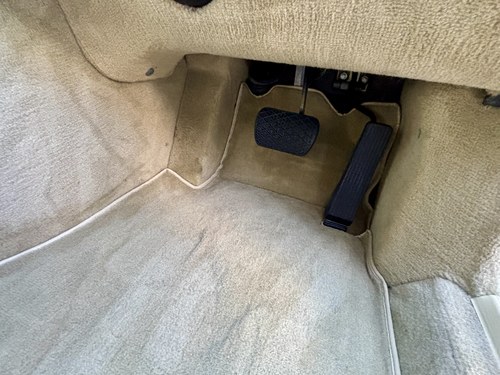 1983 Mercedes-Benz 380SE W126 For Sale (picture 65 of 148)