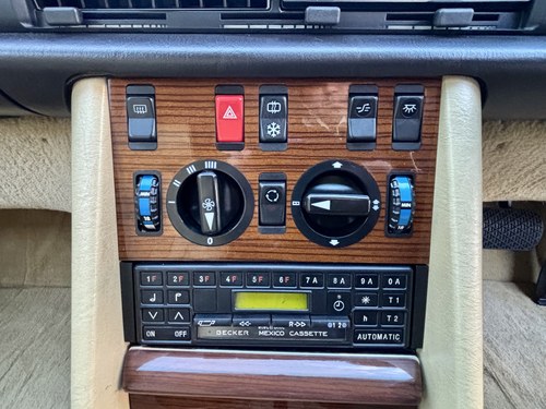 1983 Mercedes-Benz 380SE W126 For Sale (picture 69 of 148)