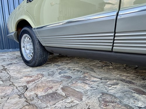 1983 Mercedes-Benz 380SE W126 For Sale (picture 98 of 148)