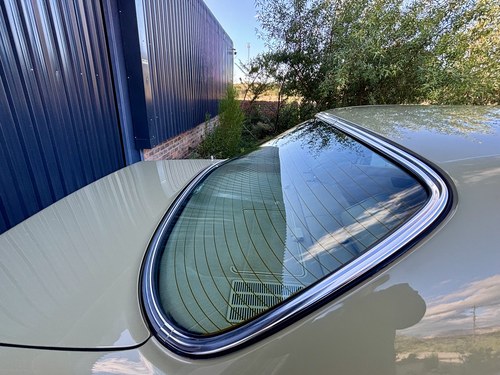 1983 Mercedes-Benz 380SE W126 For Sale (picture 102 of 148)