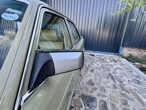 1983 Mercedes-Benz 380SE W126 For Sale (picture 119 of 148)