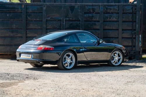 2001 Porsche 911 Carrera 2 Tiptronic 996.2 For Sale (picture 2 of 157)
