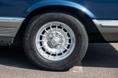 1986 Mercedes-Benz 500SEC C126 For Sale (picture 16 of 173)