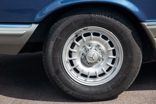 1986 Mercedes-Benz 500SEC C126 For Sale (picture 18 of 173)