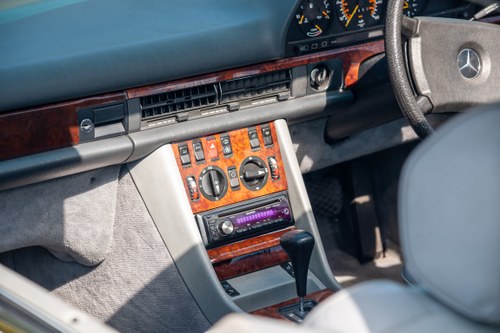 1986 Mercedes-Benz 500SEC C126 For Sale (picture 51 of 173)