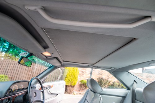 1986 Mercedes-Benz 500SEC C126 For Sale (picture 52 of 173)