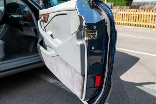 1986 Mercedes-Benz 500SEC C126 For Sale (picture 59 of 173)