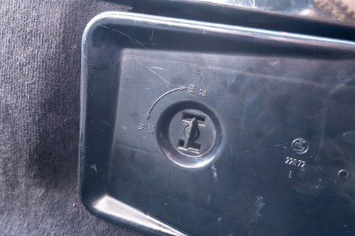 1986 Mercedes-Benz 500SEC C126 For Sale (picture 70 of 173)