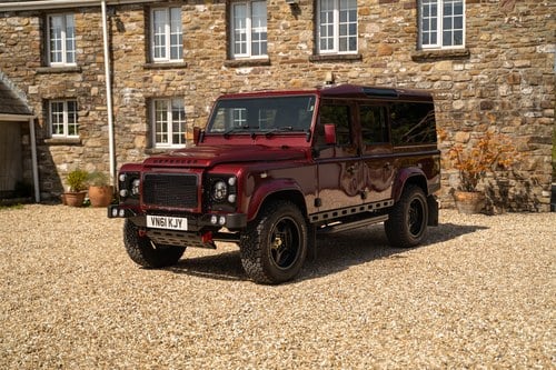 2011 Land Rover Defender till salu (bild 3 av 177)