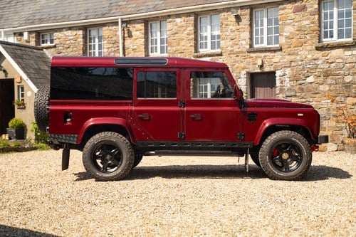 2011 Land Rover Defender till salu (bild 4 av 177)