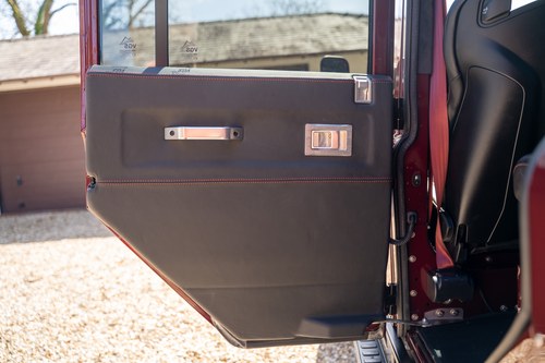 2011 Land Rover Defender till salu (bild 66 av 177)