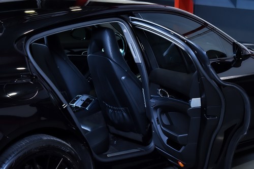 2016 Porsche Panamera 'Edition' Te koop (foto 59 van 101)