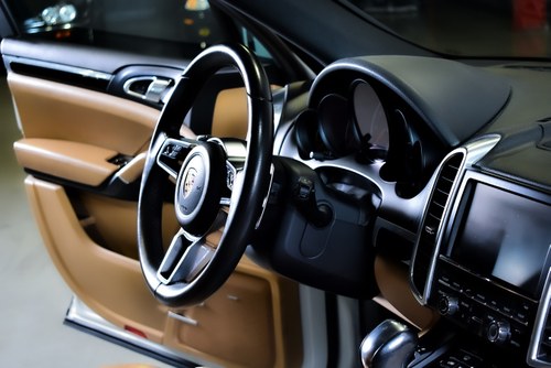 2016 Porsche Cayenne SUV 3,6L V6 zum Verkauf (Bild 41 von 99)