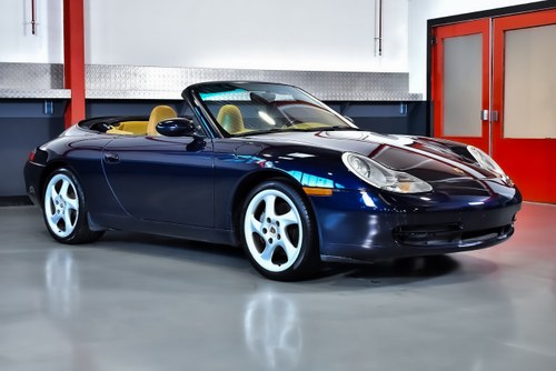 2000 Porsche 996 (911) Carrera 4 Cabriolet 3.4L Te koop (foto 1 van 89)