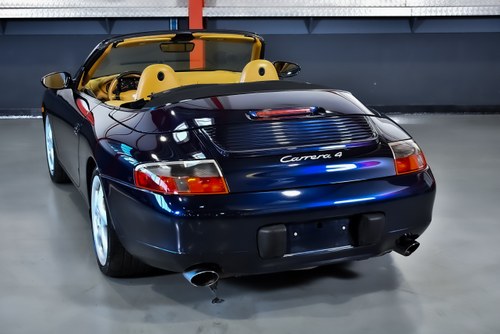 2000 Porsche 996 (911) Carrera 4 Cabriolet 3.4L Te koop (foto 16 van 89)