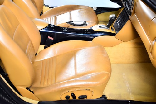 2000 Porsche 996 (911) Carrera 4 Cabriolet 3.4L Te koop (foto 47 van 89)