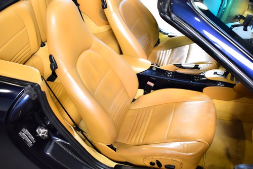 2000 Porsche 996 (911) Carrera 4 Cabriolet 3.4L Te koop (foto 48 van 89)