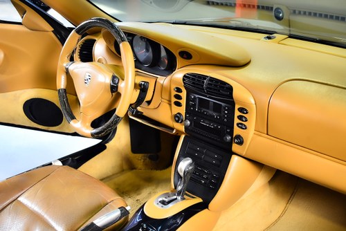 2000 Porsche 996 (911) Carrera 4 Cabriolet 3.4L Te koop (foto 50 van 89)