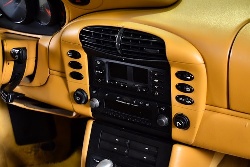 2000 Porsche 996 (911) Carrera 4 Cabriolet 3.4L Te koop (foto 52 van 89)