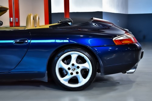 2000 Porsche 996 (911) Carrera 4 Cabriolet 3.4L Te koop (foto 78 van 89)
