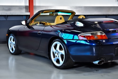2000 Porsche 996 (911) Carrera 4 Cabriolet 3.4L Te koop (foto 79 van 89)