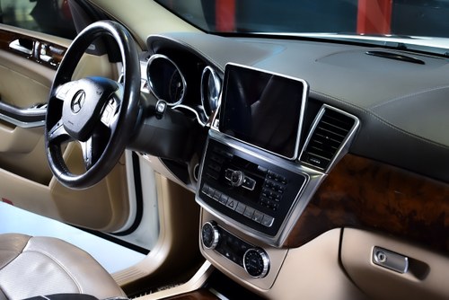 2015 Mercedes-Benz GL550 4Matic For Sale (picture 40 of 93)