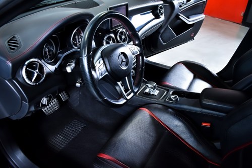 2014 Mercedes-Benz CLA45 AMG Sedan Te koop (foto 64 van 87)