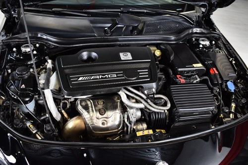 2014 Mercedes-Benz CLA45 AMG Sedan Te koop (foto 79 van 87)