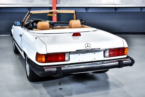 1987 Mercedes-Benz R107 560SL For Sale (picture 19 of 142)