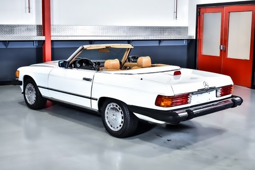 1987 Mercedes-Benz R107 560SL For Sale (picture 21 of 142)