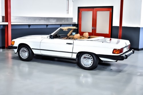 1987 Mercedes-Benz R107 560SL For Sale (picture 23 of 142)
